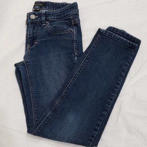 White House Black Market Blanc Slim Ankle Jean Size 00S
